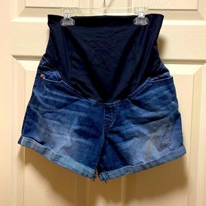 Isabel Maternity midi shorts